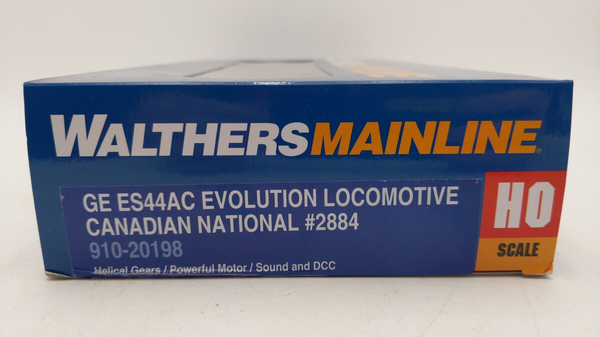Walthers 910-20198 HO CN GE ES44AC Diesel Locomotive with DCC/Sound #2884