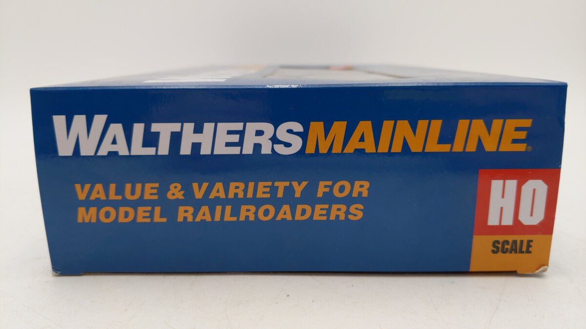 Walthers 910-20198 HO CN GE ES44AC Diesel Locomotive with DCC/Sound #2884