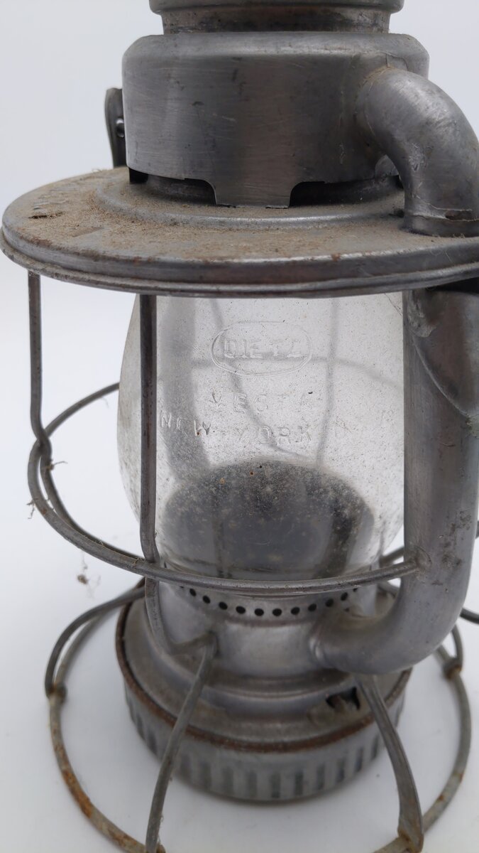 Dietz Vesta Vintage DL&WRR Railroad Lantern w/Clear Globe VG