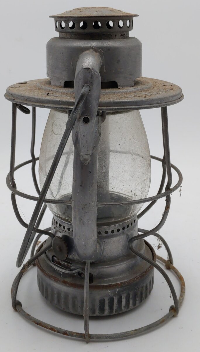 Dietz Vesta Vintage DL&WRR Railroad Lantern w/Clear Globe VG