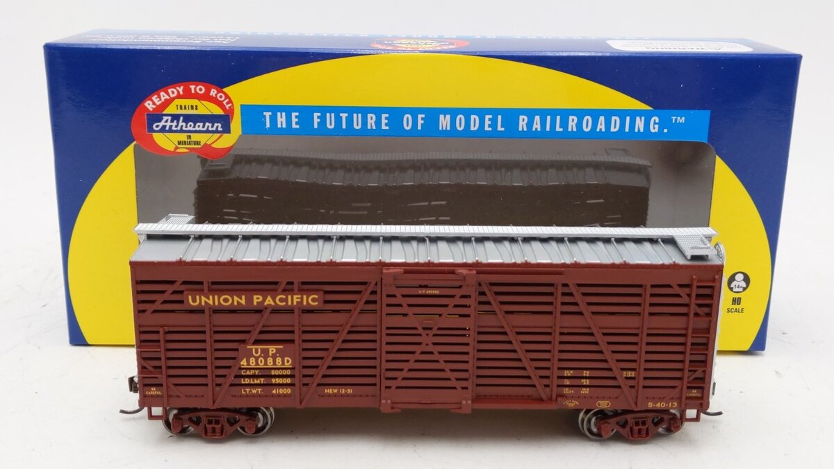 Athearn 75969 HO Union Pacific 40' Stock Car Brown #48088D
