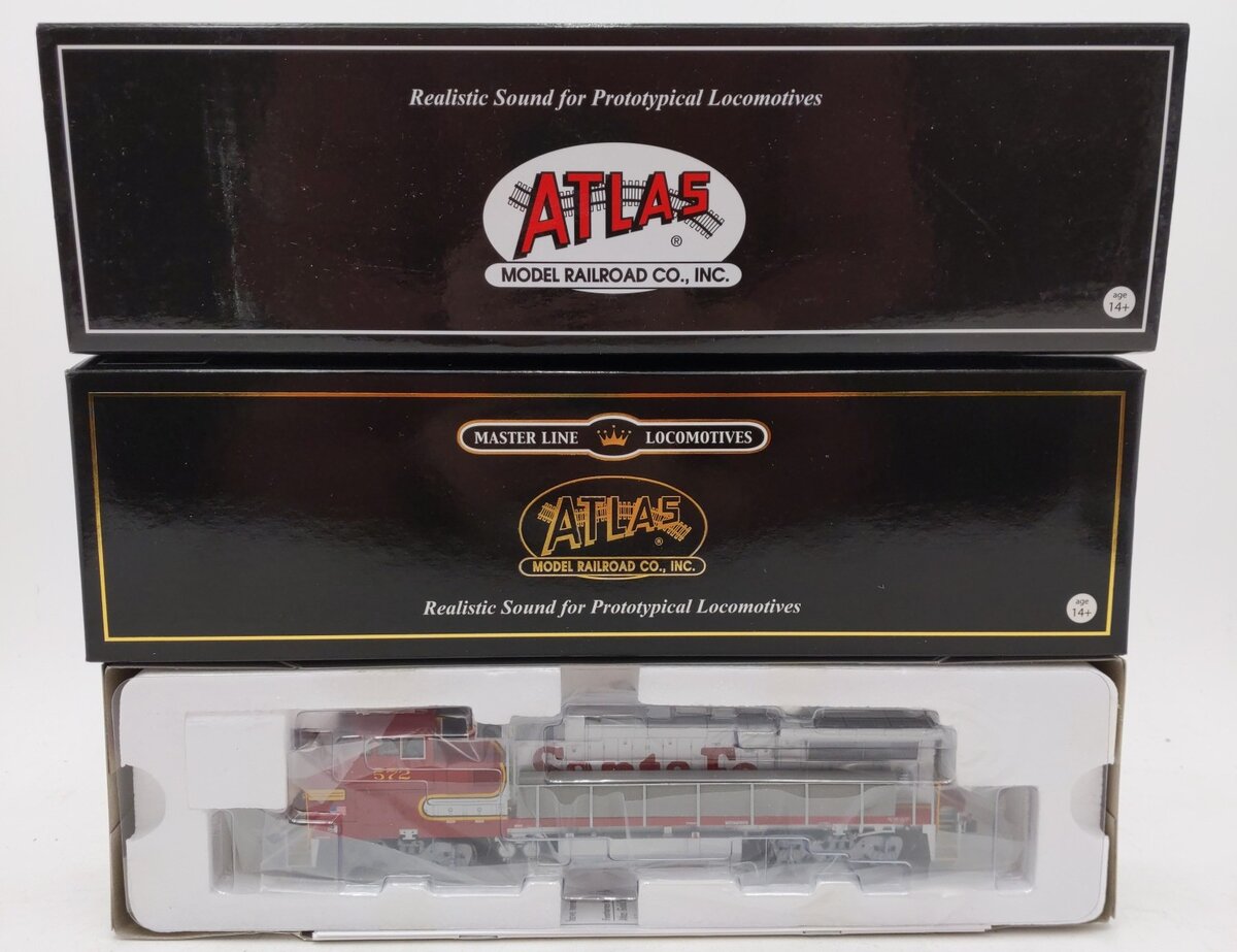 Atlas 9874 HO Scale Santa Fe Dash 8-40BW Gold #572 w/DCC