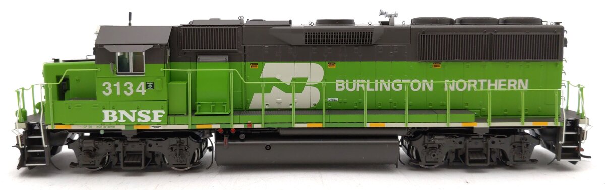 Athearn G65428 HO BNSF/Ex-BN/White Face GP50 Diesel Loco w/DCC & Sound #3134
