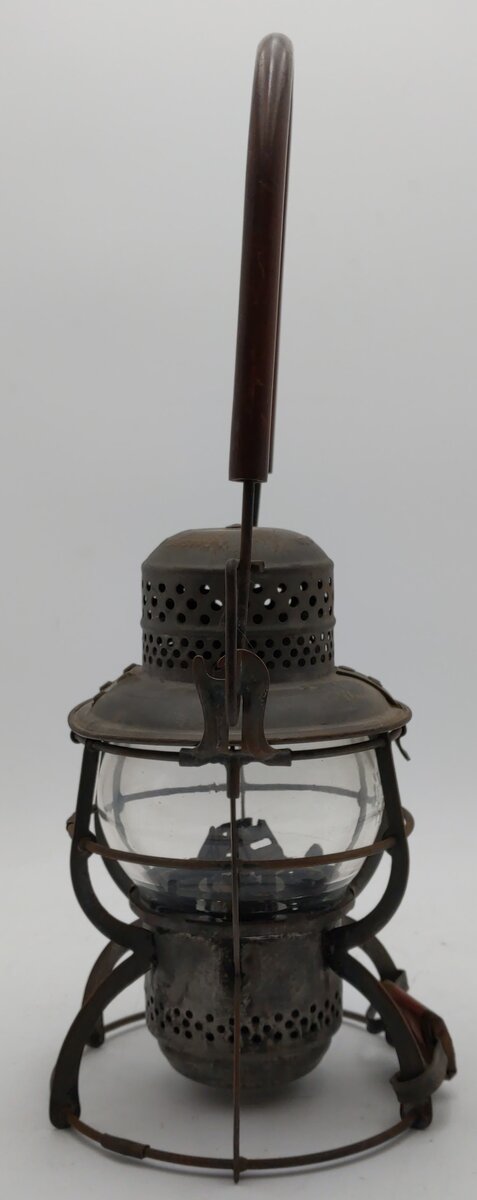 Armspear Mfg 1925 Vintage PRR Lantern w/Clear Globe VG