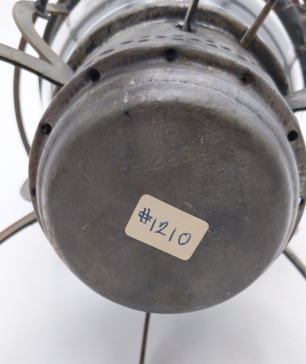 Armspear Mfg 1925 Vintage PRR Lantern w/Clear Globe VG