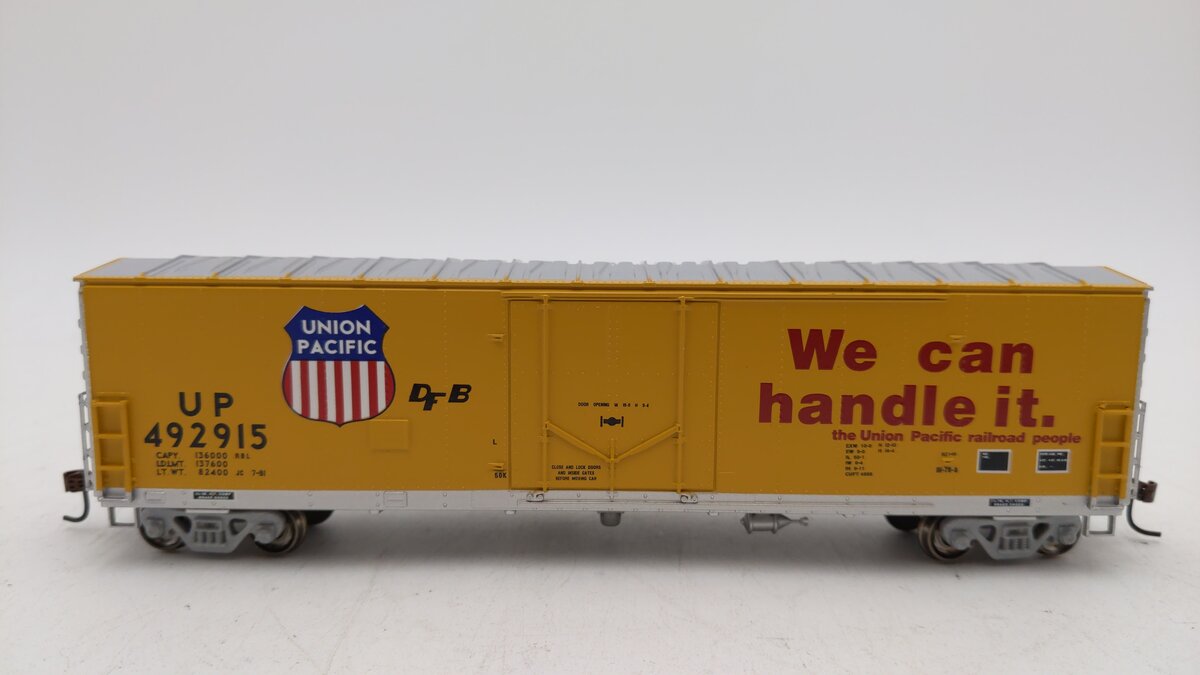 Athearn 74814 HO Union Pacific 50' Youngstown PD Boxcar #492915