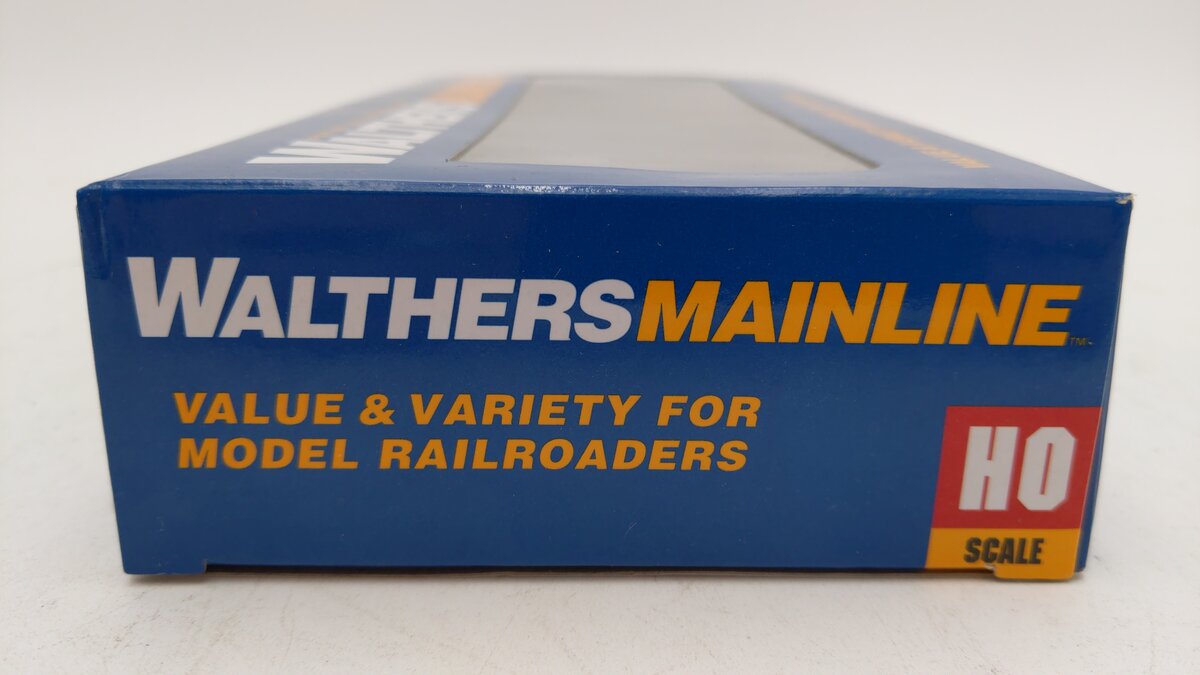 Walthers 910-7181 HO Scale Canadian Pacific Cylindrical Hopper Car #382728
