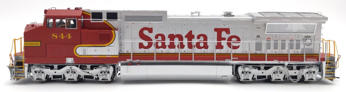 Atlas 10002308 HO Santa Fe DASH 8-40CW Diesel Loco with DCC & Sound #844