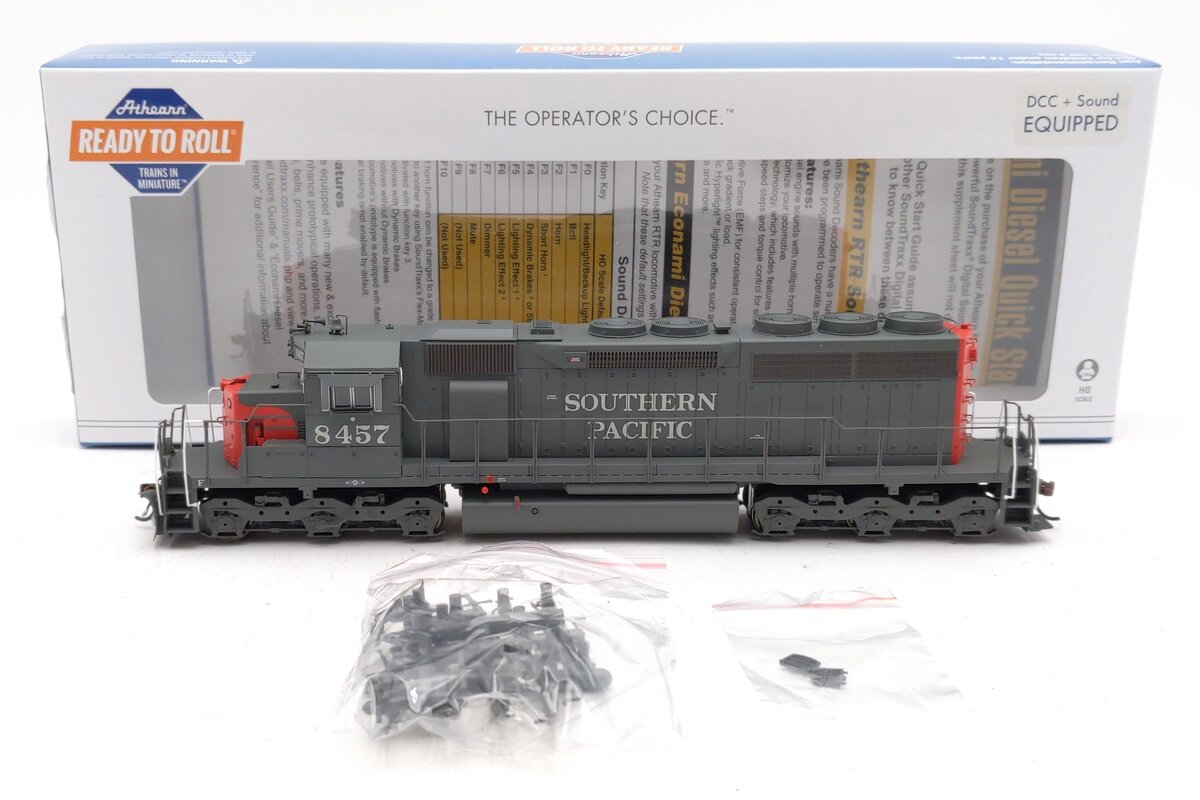 Athearn 86820 HO SP/Red & Grey RTR SD40 Diesel Locomotive with DCC & Sound #8457