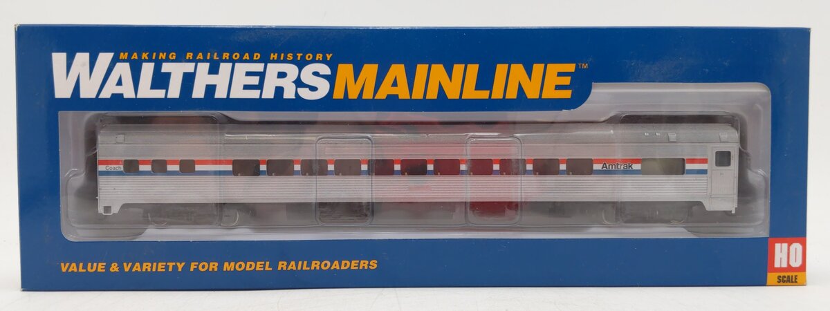 Walthers 910-30201 HO Scale Amtrak 85' Budd Small-Window Coach Passenger Car