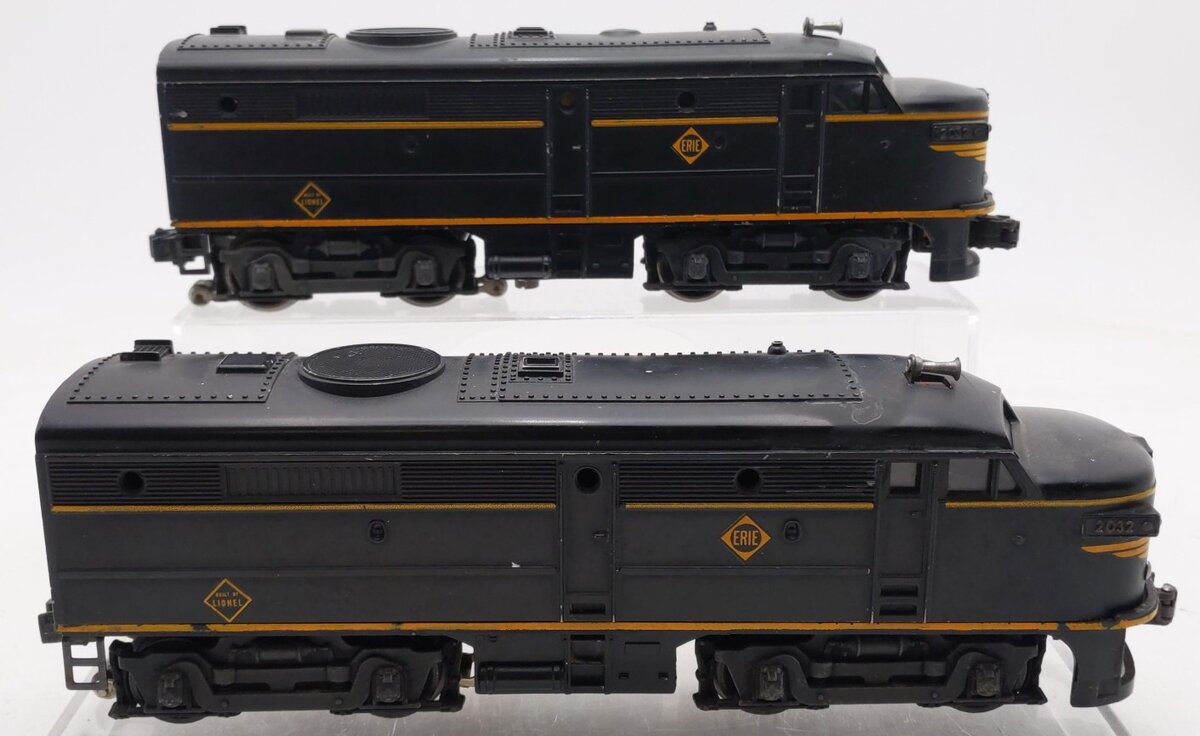 Lionel 2032 Vintage O Erie Alco AA Diesel Locomotive Set VG
