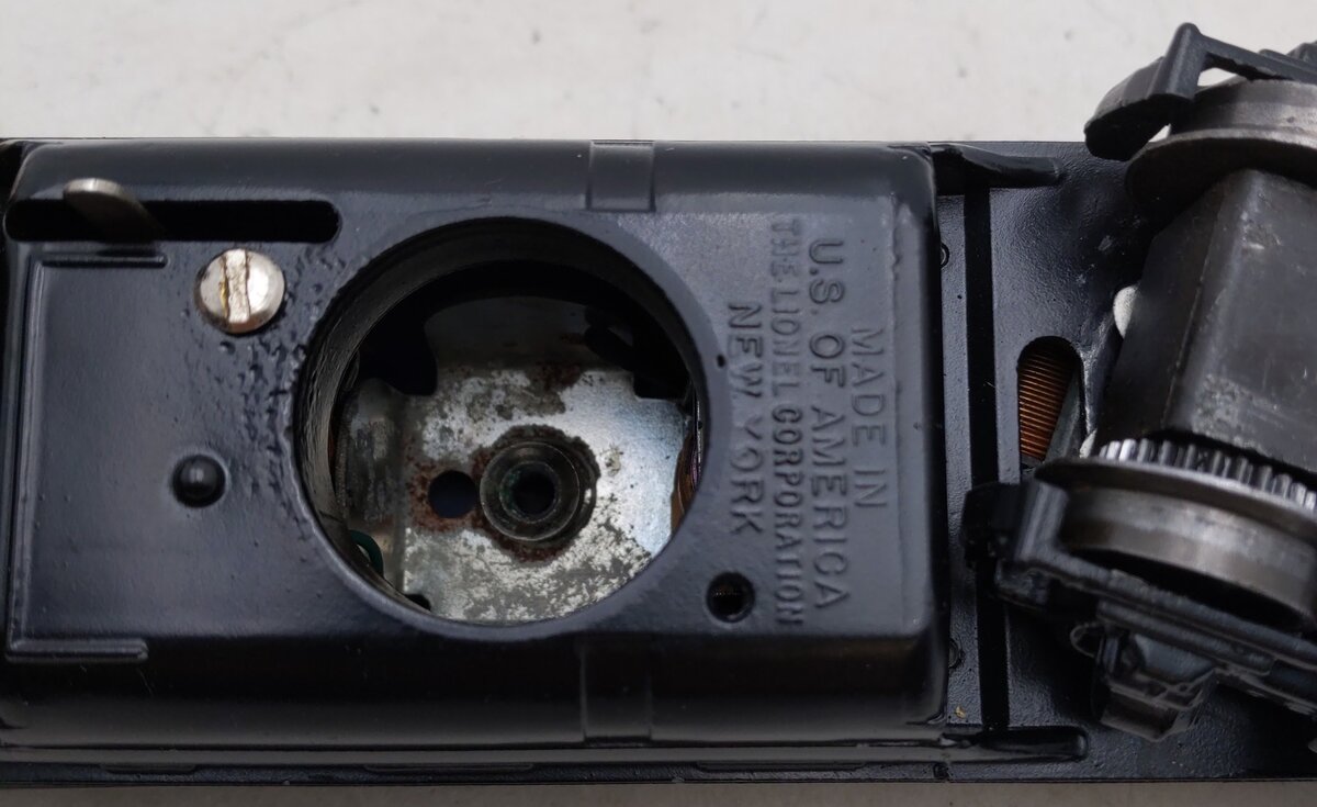 Lionel 2373 Vintage O Canadian Pacific F3 AA Diesel Locomotives w/Modern Shells VG