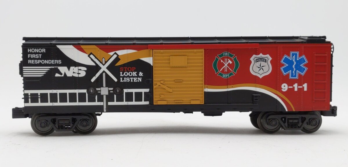 MTH 30-74854 O Gauge Norfolk Southern RailKing Boxcar with Blinking LEDs