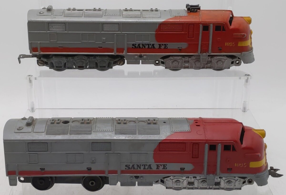 Marx 1095 Vintage O Santa Fe AA Diesel Locomotives VG