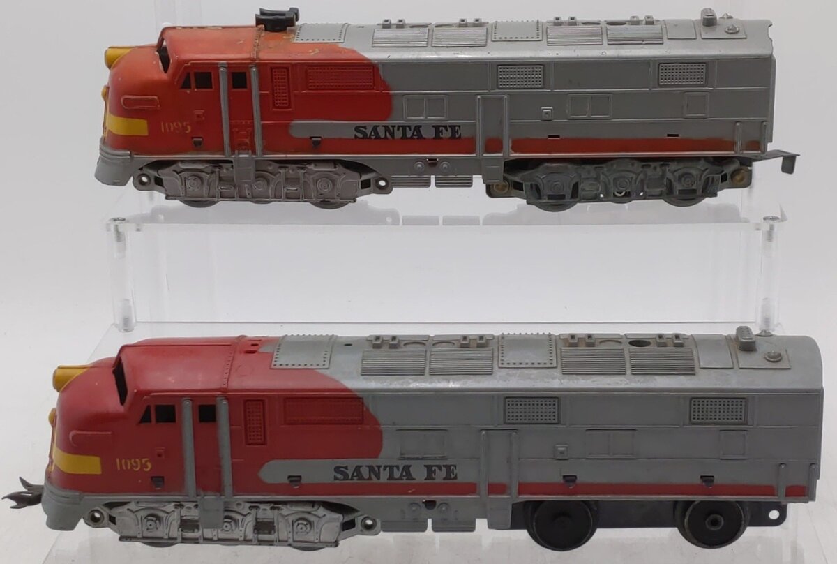 Marx 1095 Vintage O Santa Fe AA Diesel Locomotives VG