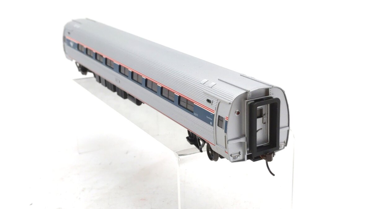 Bachmann 13122 HO Coach Class Phase VI Amfleet I Coach Car #82526