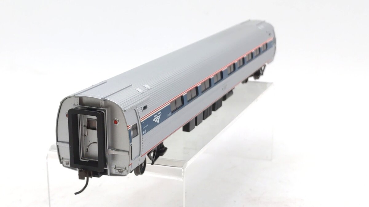 Bachmann 13122 HO Coach Class Phase VI Amfleet I Coach Car #82526