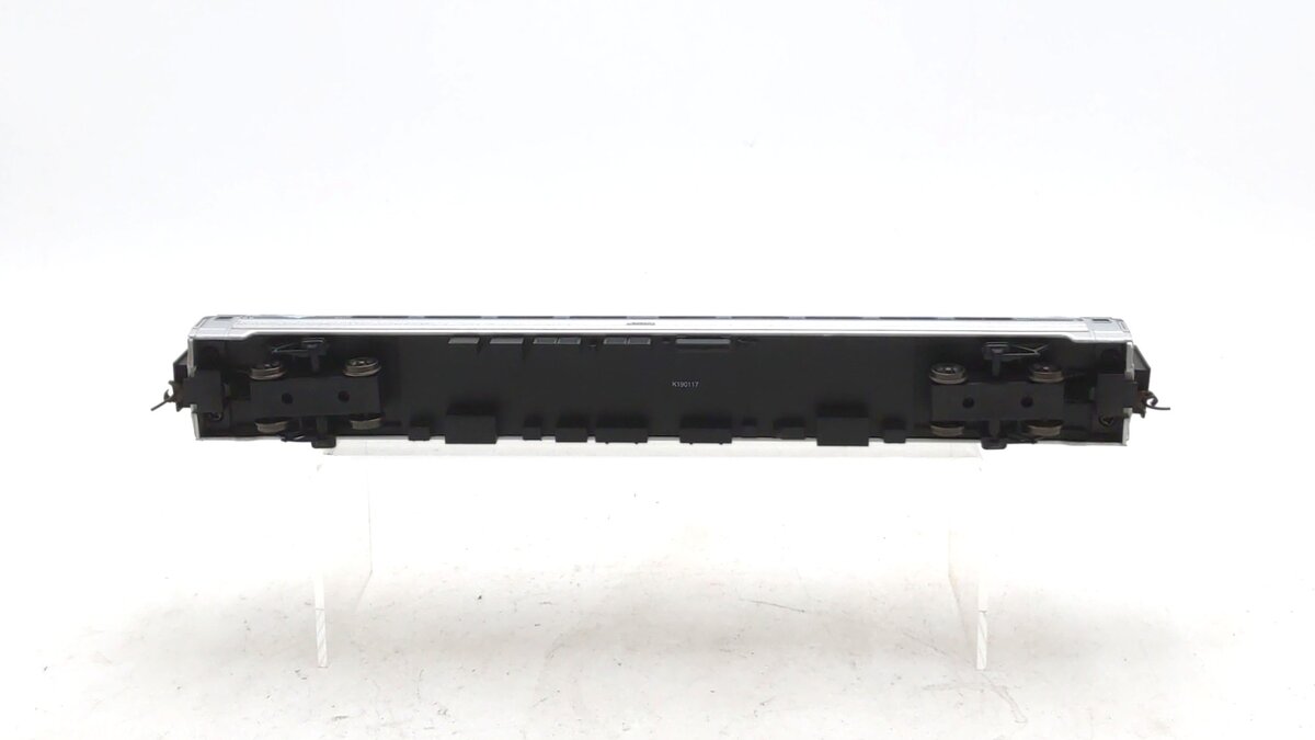 Bachmann 13122 HO Coach Class Phase VI Amfleet I Coach Car #82526