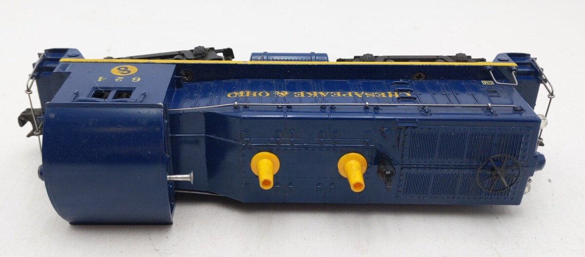 Lionel 624 Vintage O Chesapeake & Ohio NW-2 Powered Diesel Locomotive VG/Box