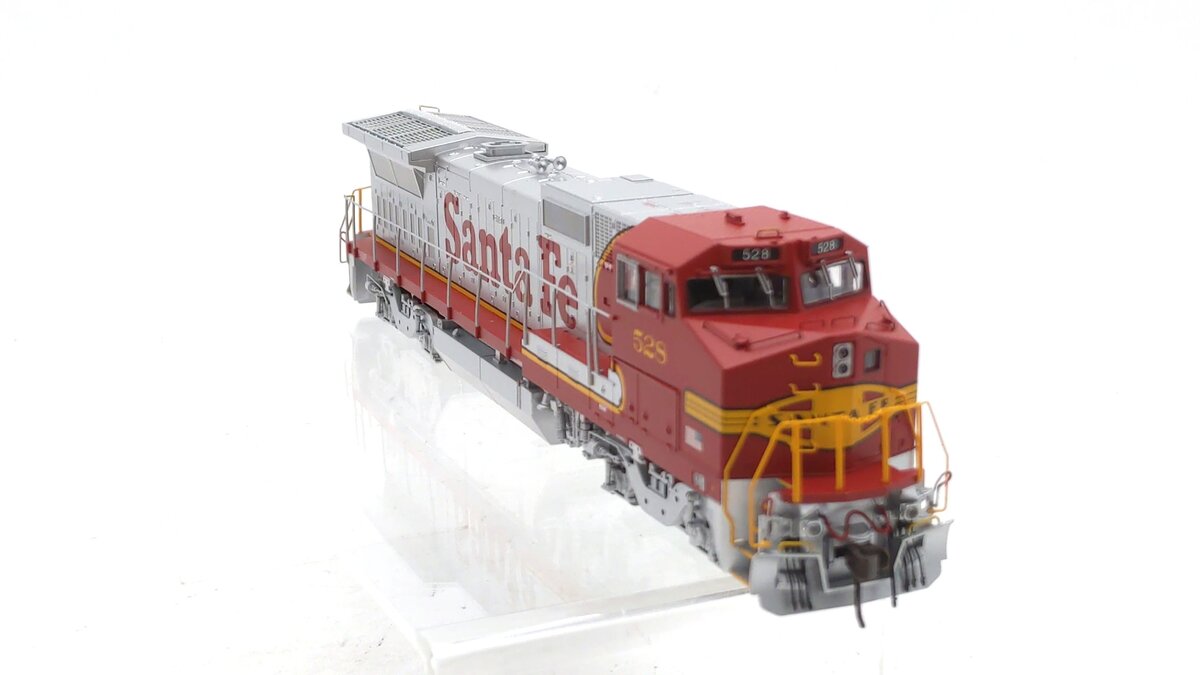 Atlas 10003098 HO Scale Santa Fe Dash 8-40BW Diesel Loco w/DCC & Sound #528