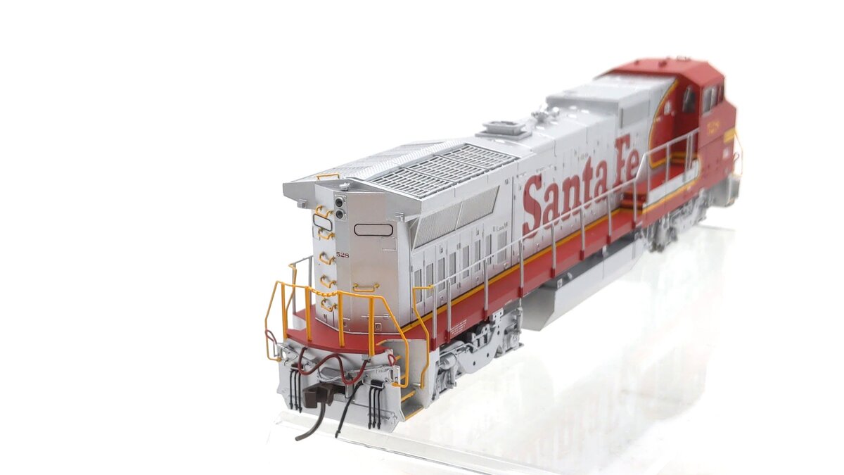 Atlas 10003098 HO Scale Santa Fe Dash 8-40BW Diesel Loco w/DCC & Sound #528
