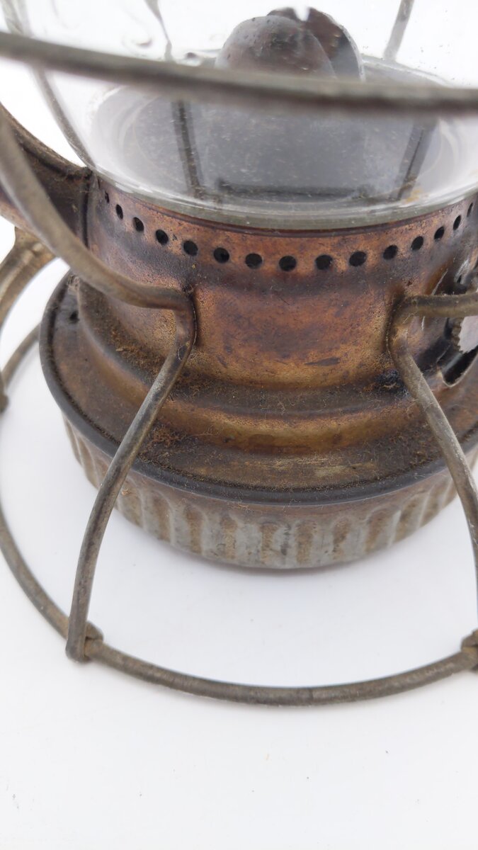 Dietz Vintage NYCS Railroad Lantern w/Clear Globe VG