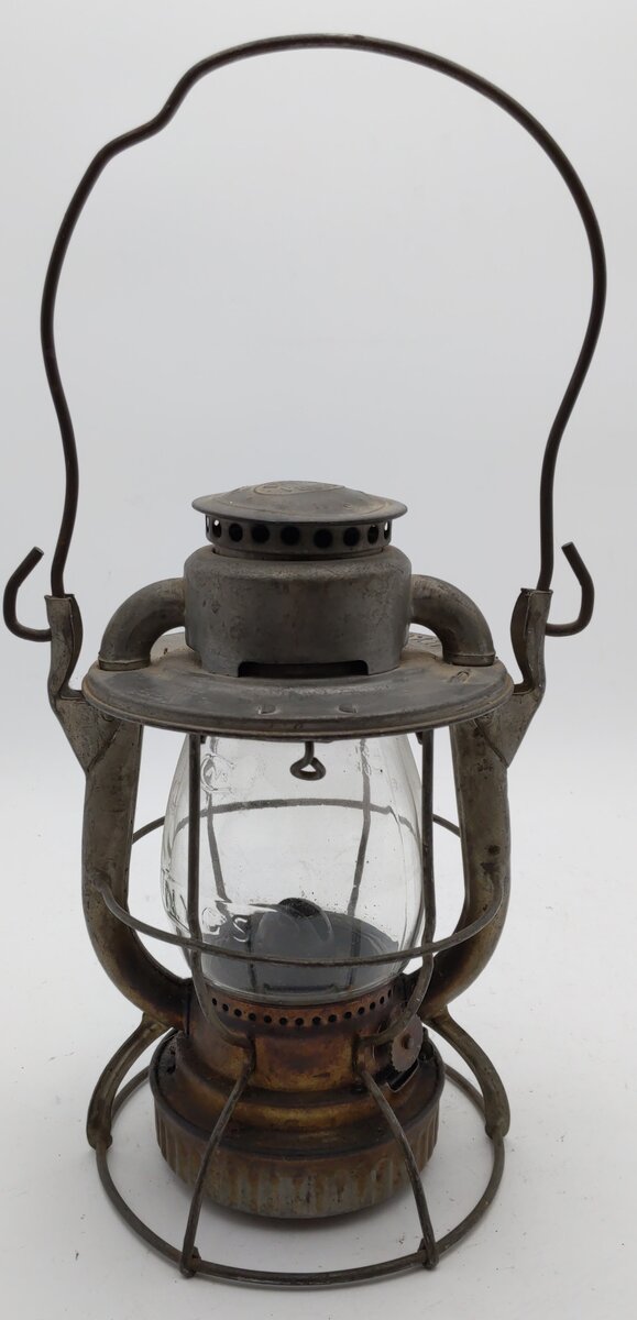 Dietz Vintage NYCS Railroad Lantern w/Clear Globe VG