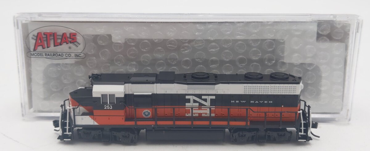 Atlas 40000376 N Scale New Haven GP-38 Diesel Locomotive #253