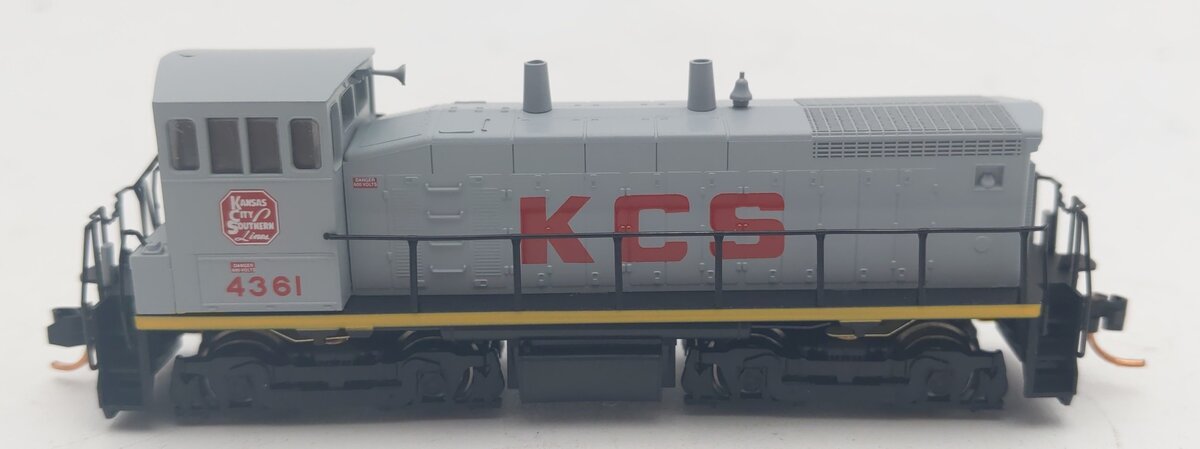 Micro-Trains 98600052 N Kansas City Southern EMD SW1500 Diesel Locomotive #4361