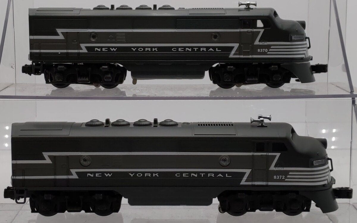 Lionel 6-8370 O Gauge New York Central F3 AA Diesel Locomotives #8372/#8370 EX/Box