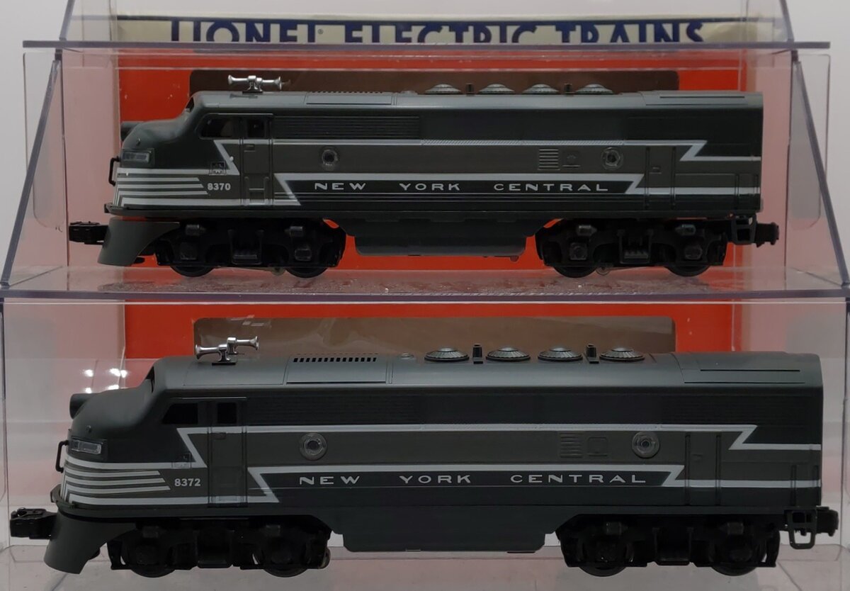 Lionel 6-8370 O Gauge New York Central F3 AA Diesel Locomotives #8372/#8370 EX/Box