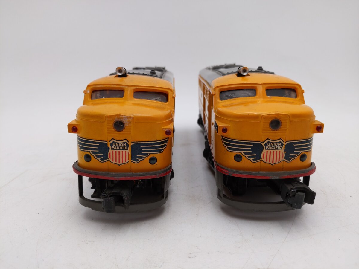 Lionel 2023 Vintage O Union Pacific Alco AA Diesel Locomotive Set VG/Box