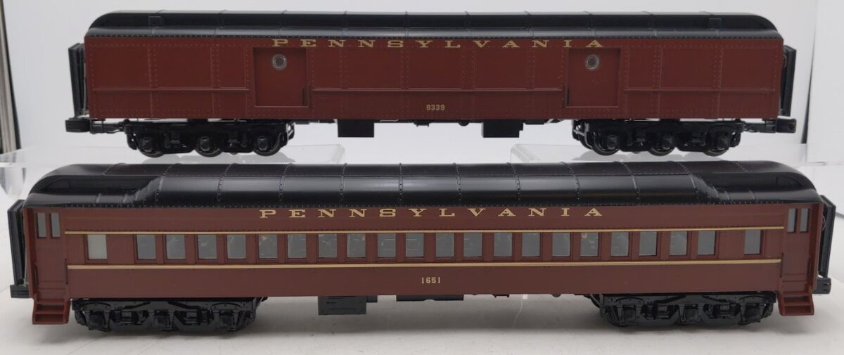 MTH 20-44002 O Pennsylvania 70' Madison Baggage/Coach Passenger Set (Set of 2)