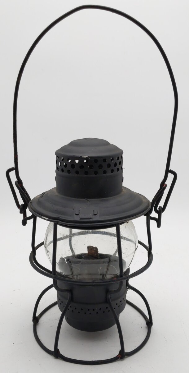 Adlake Vintage Erie Railroad Lantern w/Clear Globe VG