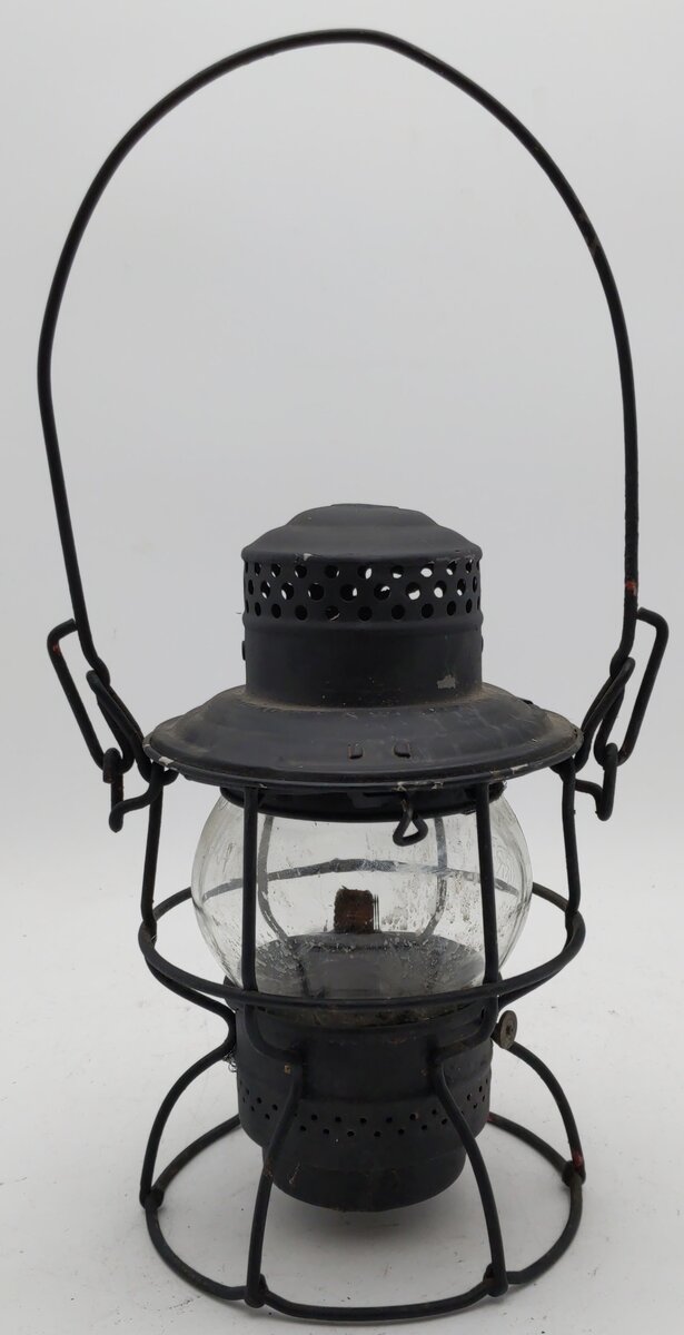 Adlake Vintage Erie Railroad Lantern w/Clear Globe VG