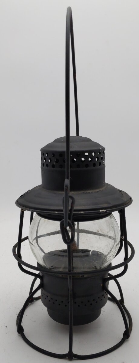 Adlake Vintage Erie Railroad Lantern w/Clear Globe VG