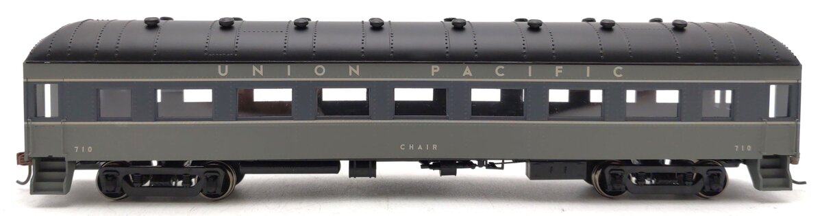 Athearn 86638 HO Union Pacific Arch Roof Coach Ready-To-Run #710