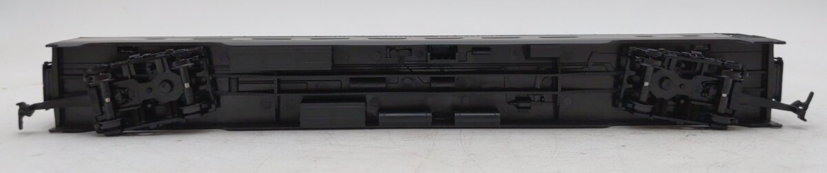 IHC 48201 HO Scale New York Central Smooth Side Coach Passenger Car #2603 LN/Box