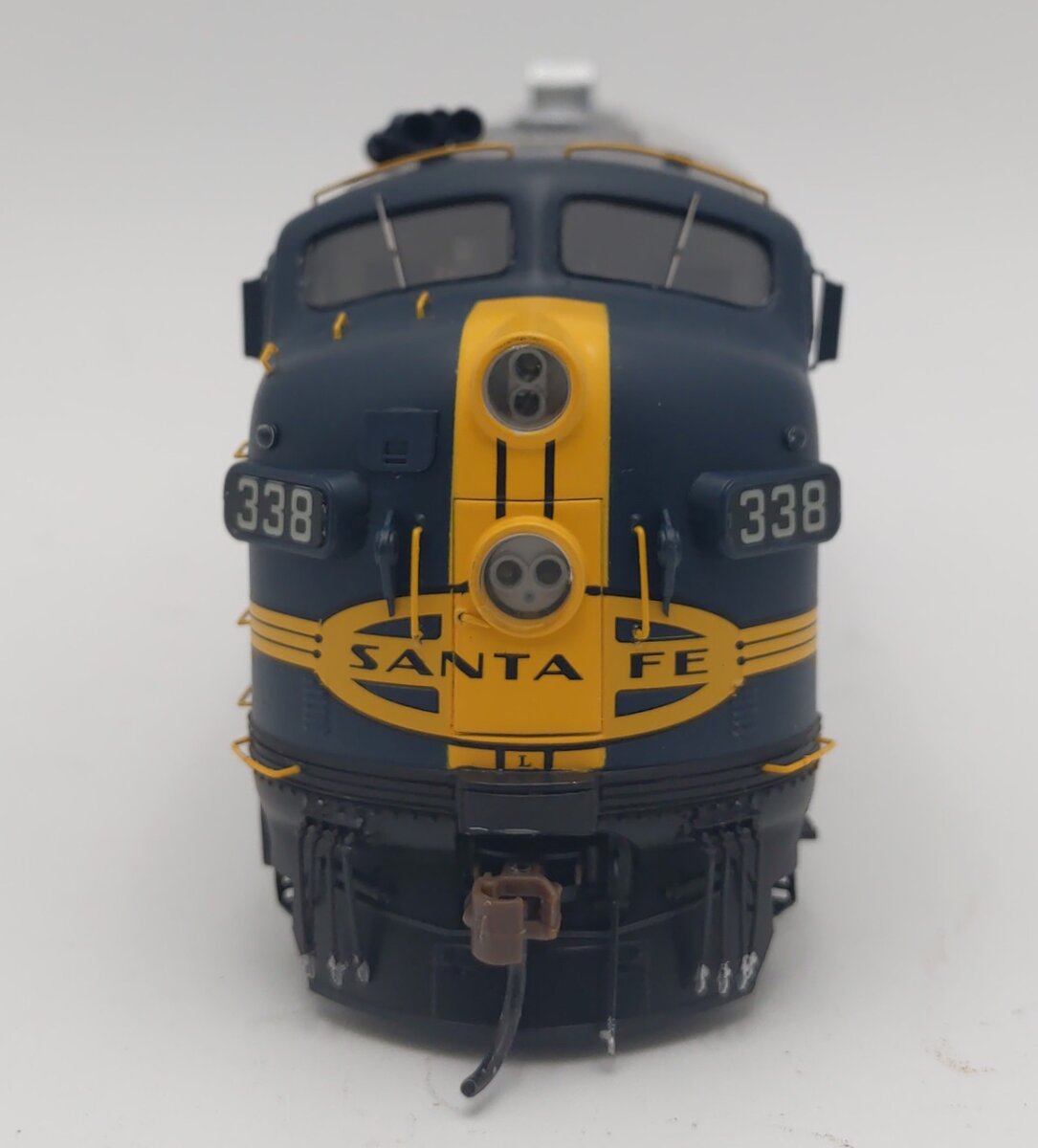 Athearn G22852 HO Santa Fe/Freight F7 A/B Diesel Loco w/DCC & Sound #338L/#338B