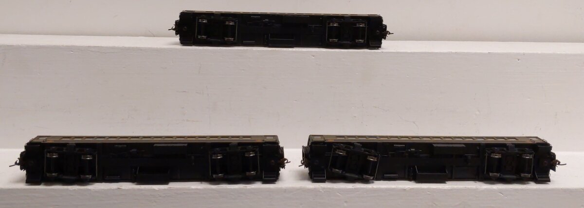 Con-Cor Assorted HO Canadian National Coach Passenger Cars [3]: 3009, 3041, 3066 LN/Box
