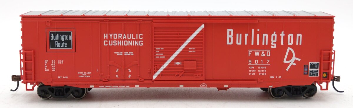 Athearn 89326 HO Burlington FW&D RTR 50' Combo Door Boxcar #5017