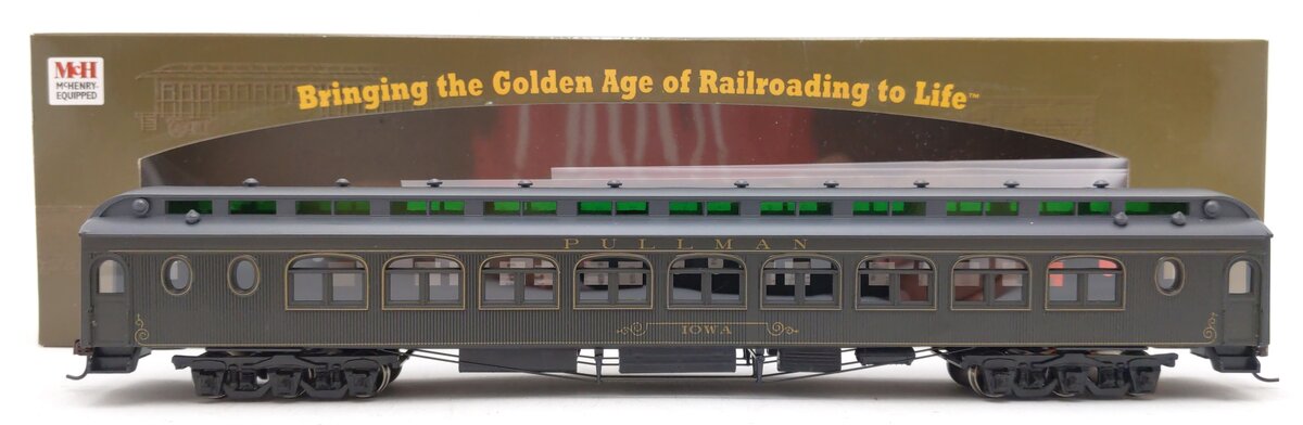 Roundhouse 85365 HO Santa Fe 'Iowa' RTR 85' Pullman Palace Sleeper Car