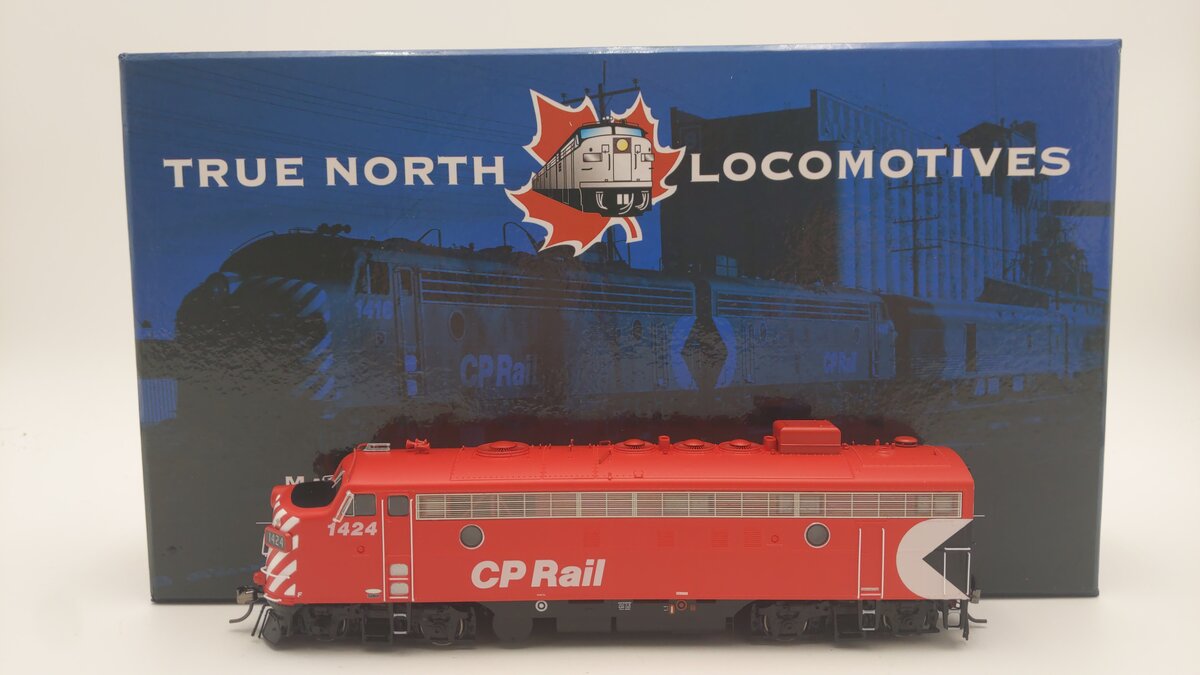 Rapido Trains 222518 HO Scale Canadian Pacific Diesel Locomotive #1424 w/DCC