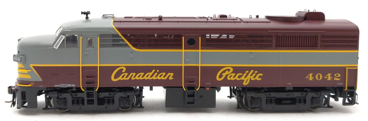 Rapido Trains 21521 HO Canadian Pacific FA-2 Diesel Engine #4042 w/Sound & DCC