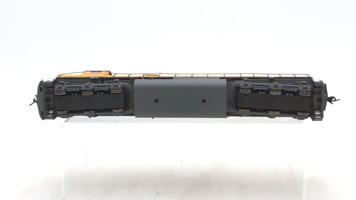 Walthers 910-19760 HO Union Pacific EMD SD60 Spartan Cab Diesel #2203 w/DCC