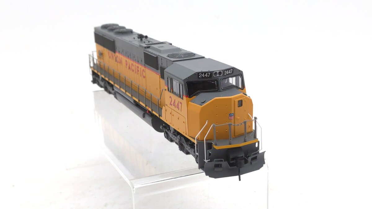 Walthers 910-19711 HO Union Pacific Union Pacific EMD SD60M Diesel #2447 w/DCC