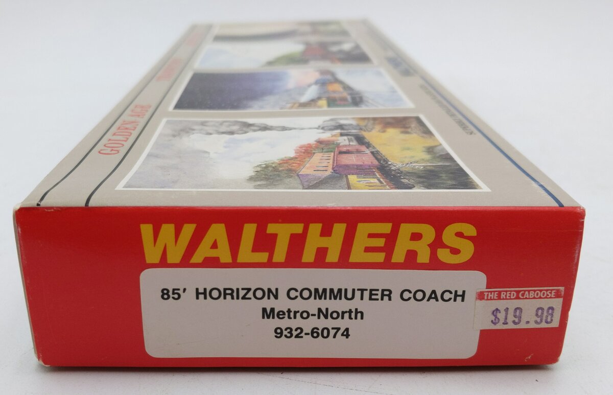 Walthers 932-6074 HO Scale Metro North 85' Horizon Commuter Coach Assembled