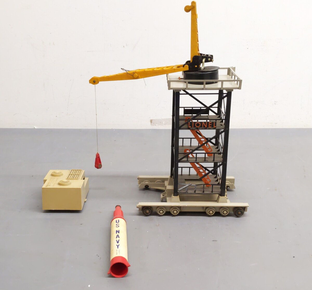 Lionel 175 Vintage O Operating Rocket Launcher Platform