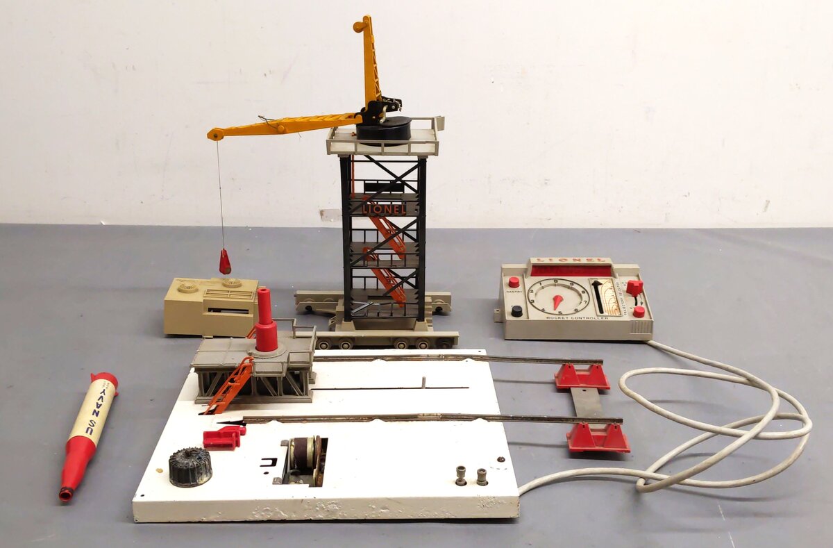 Lionel 175 Vintage O Operating Rocket Launcher Platform