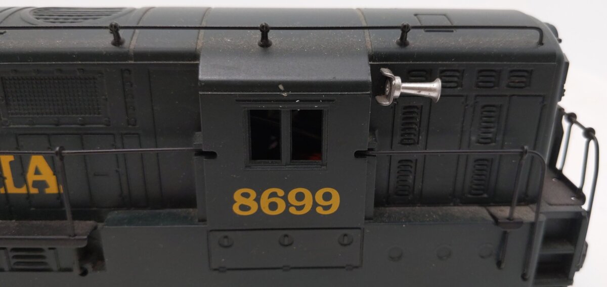 Lionel 6-18307 O Gauge Pennsylvania FM Trainmaster Diesel Locomotive #8699 EX/Box